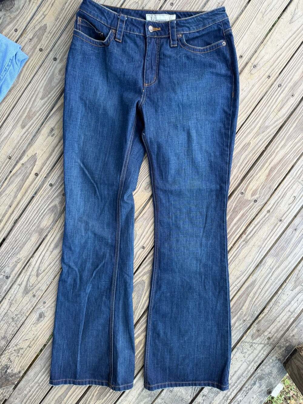 BD Bella Dahl Women's Dark Wash Flare Leg Denim Jeans Size 30